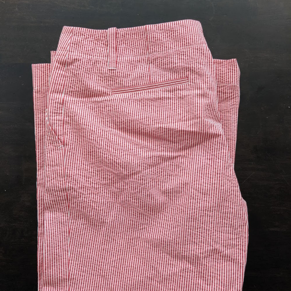 Elie Tahari red and white seersucker pants